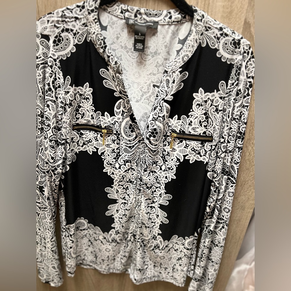 I55% polyester 5% spandex